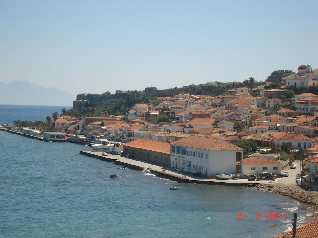 Pansion Koroni Hotel Exterior photo